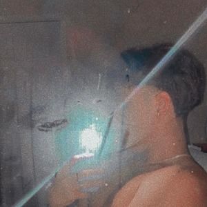 Meet your Posher, Ulises